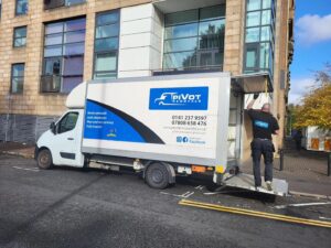 Student Removals in Glasgow: How to Move Between Flats, Halls & Shared Houses