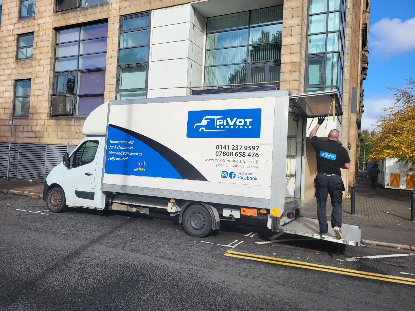 Student Removals in Glasgow: How to Move Between Flats, Halls & Shared Houses